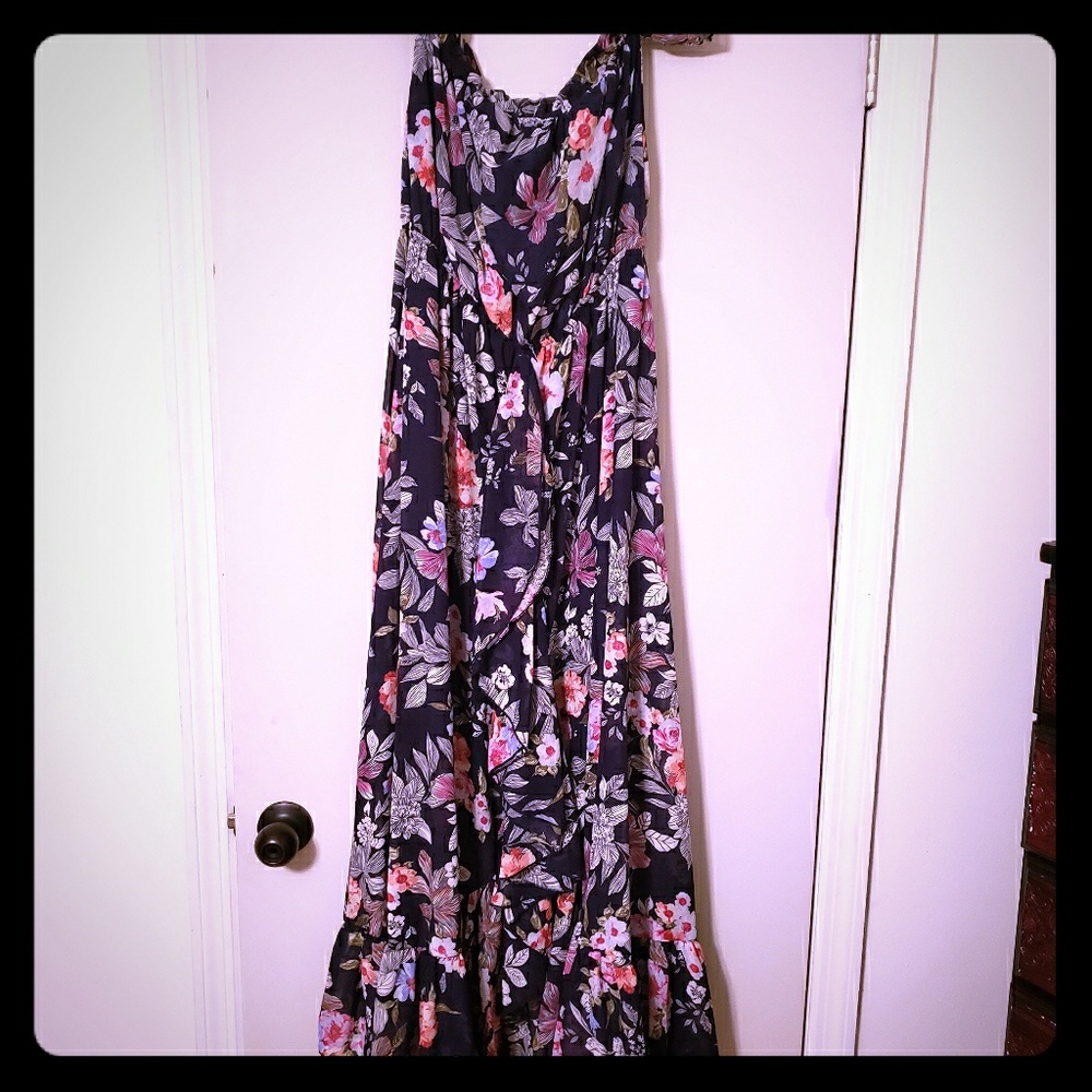Ladie's Dress
